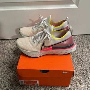 listing-status-banner